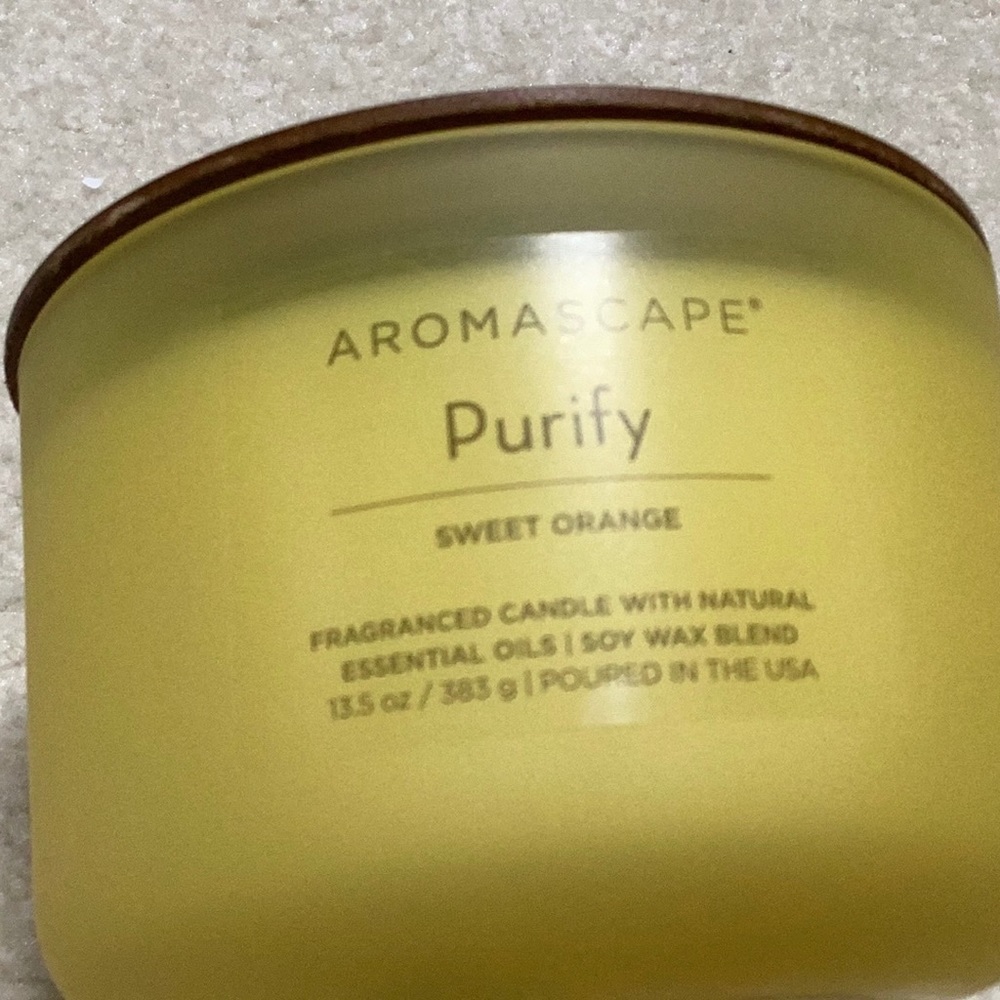 NEW AROMASCAPE SCENTED CANDLE SWEET ORANGE